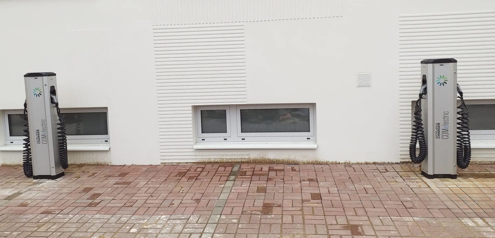 Naše realizace nabíjení elektromobilů u zákazníka MND Hodonín.