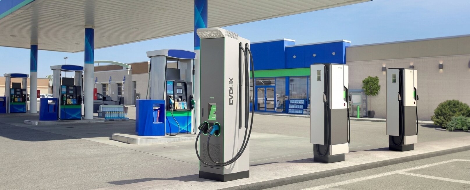 Rychlé nabíjení elektromobilů pomocí DC nabíjecích stanic.